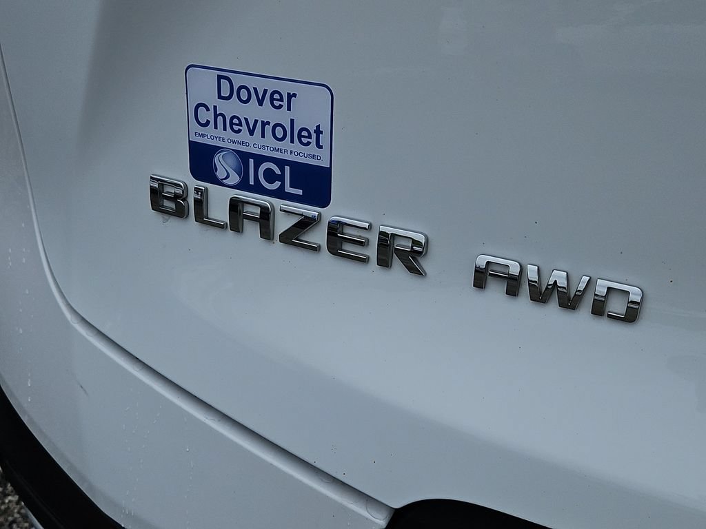 Certified 2025 Chevrolet Blazer LT AWD/4WD image 12