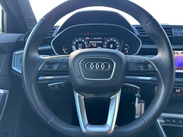Used 2025 Audi Q3 2.0T Premium AWD/4WD image 22
