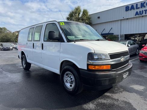 Used 2022 Chevrolet Express 2500 w/ Driver Convenience Package image 2