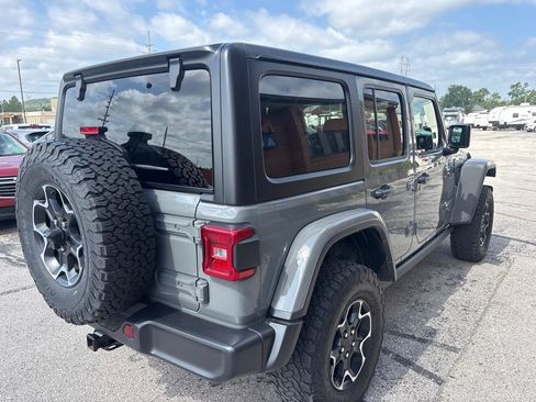 Used 2023 Jeep Wrangler Unlimited Rubicon 4xe w/ Cold Weather Group AWD/4WD image 10