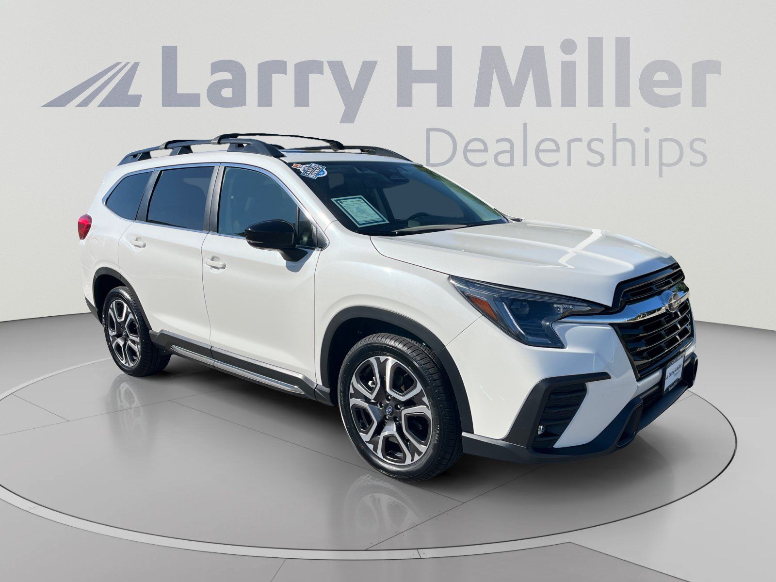 Used 2025 Subaru Ascent Limited AWD/4WD image 7