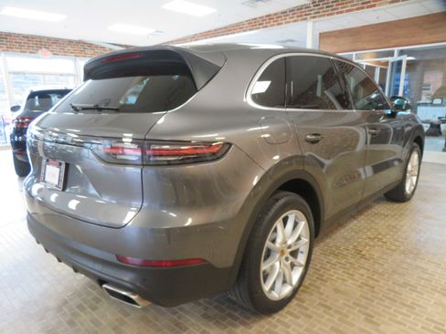Used 2019 Porsche Cayenne image 4