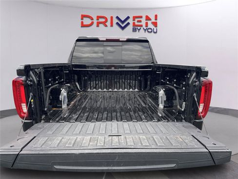 Used 2021 GMC Sierra 1500 SLT w/ SLT Convenience Package AWD/4WD image 35