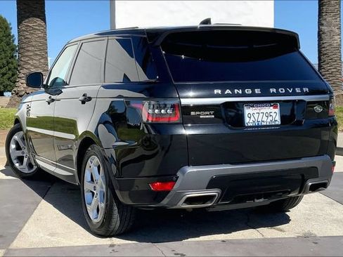 Used 2018 Land Rover Range Rover Sport HSE AWD/4WD image 12