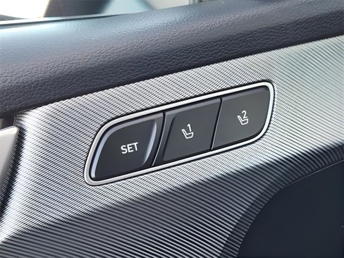 Used 2023 Hyundai Palisade SEL w/ Cargo Package image 23