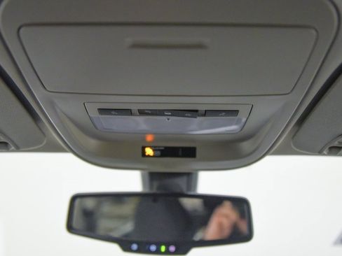 Used 2021 GMC Canyon Elevation image 25