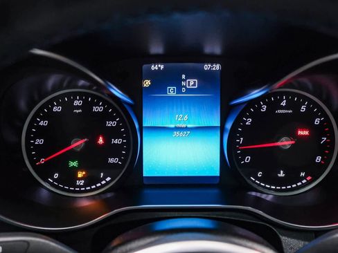 Certified 2021 Mercedes-Benz GLC 300 image 25