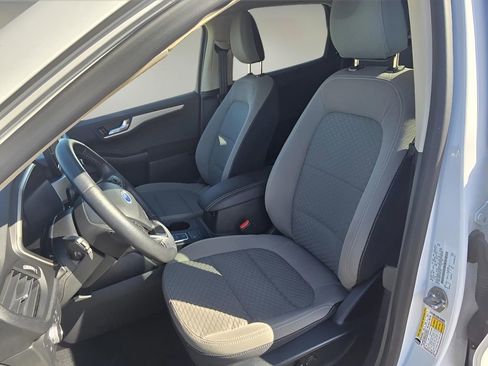 Used 2020 Ford Escape SE Sport image 25