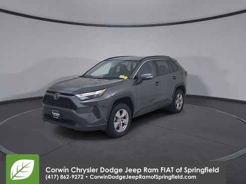 Used 2024 Toyota RAV4 XLE image 6
