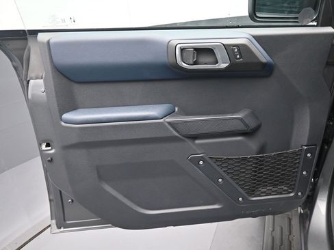 New 2025 Ford Bronco Heritage Edition image 13