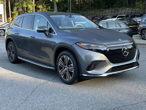 Certified 2023 Mercedes-Benz EQS 450+ SUV image 4