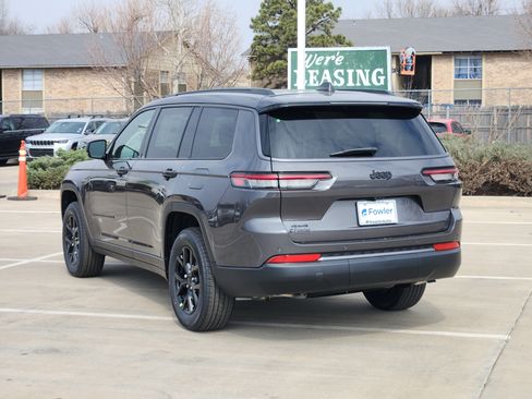 New 2026 Jeep Grand Cherokee L 4WD image 3