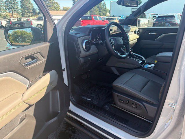 Certified 2026 Chevrolet Colorado ZR2 w/ Midnight Edition AWD/4WD image 14