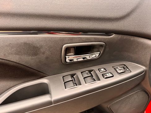 New 2026 Mitsubishi Outlander Sport LE AWD/4WD image 32