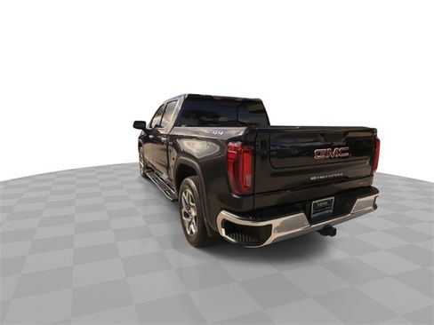 Used 2023 GMC Sierra 1500 SLT w/ SLT Premium Plus Package image 11