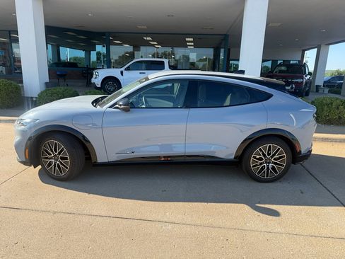 Used 2024 Ford Mustang Mach-E Premium AWD/4WD image 11