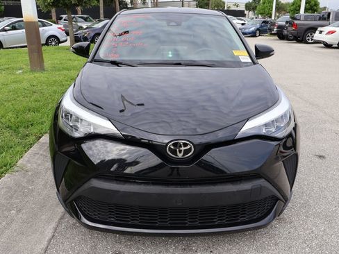 Used 2021 Toyota C-HR LE FWD image 5