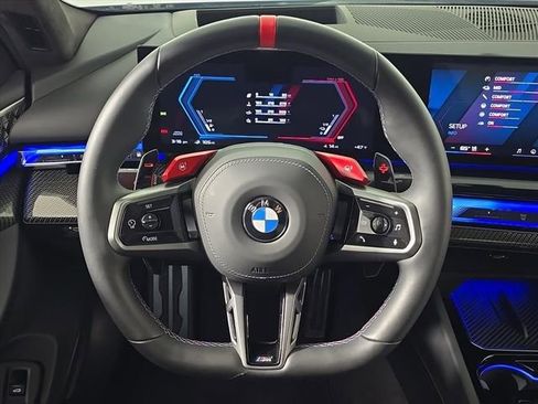 Used 2025 BMW M5 w/ Carbon Package image 28