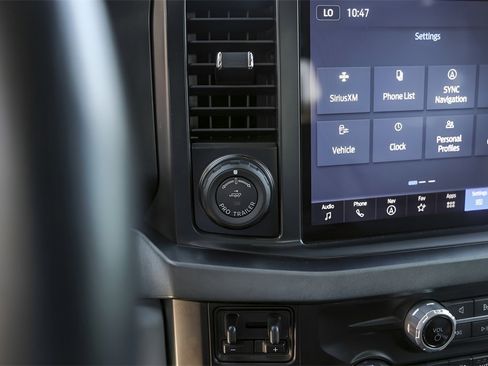 Used 2024 Ford F450 Limited w/ FX4 Off-Road Package image 22