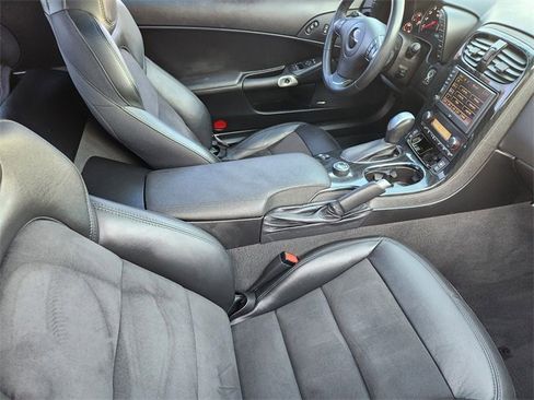 Used 2013 Chevrolet Corvette Grand Sport w/ 3LT Preferred Equipment Group RWD image 21