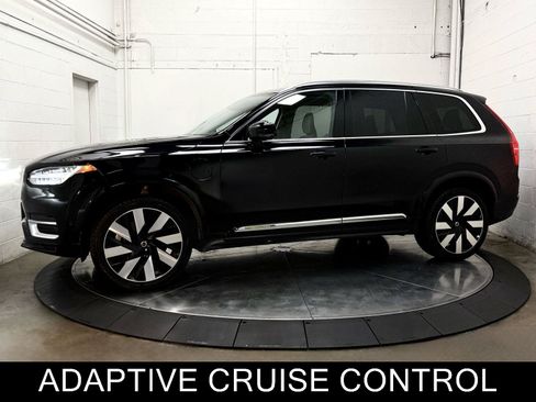 Used 2023 Volvo XC90 T8 Ultimate w/ Protection Package Premier AWD/4WD image 4
