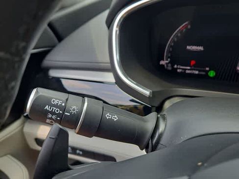 Used 2024 Acura MDX FWD w/ Technology Package image 26