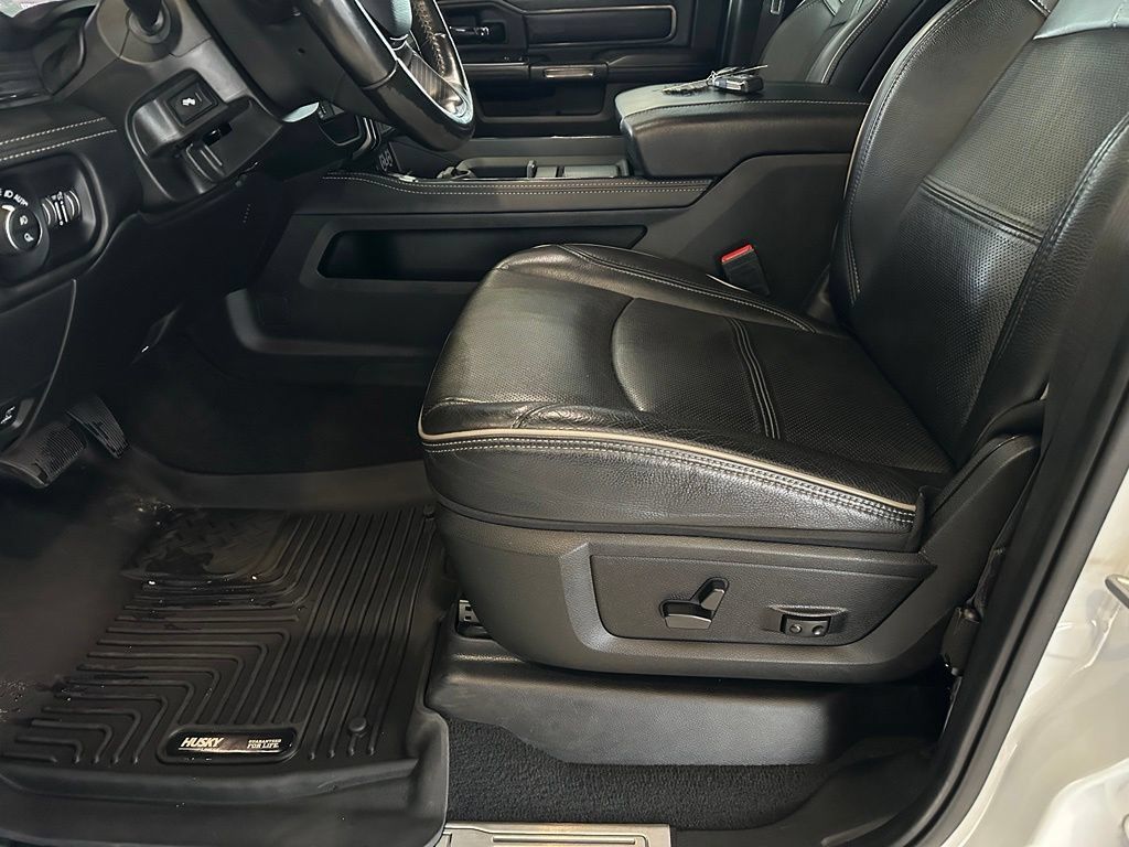 Used 2022 RAM 2500 Limited w/ Night Edition AWD/4WD image 12