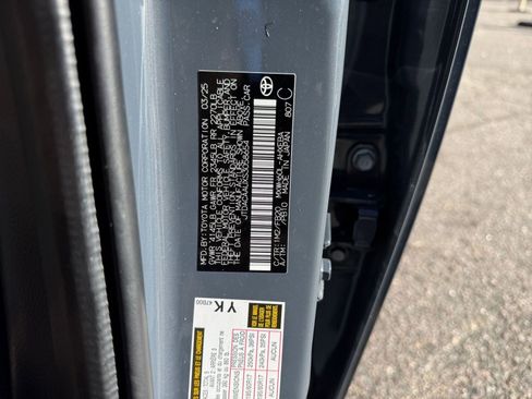 Used 2025 Toyota Prius LE image 23