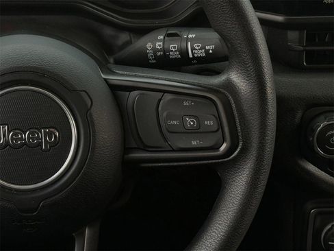 Used 2025 Jeep Wrangler Sport image 14