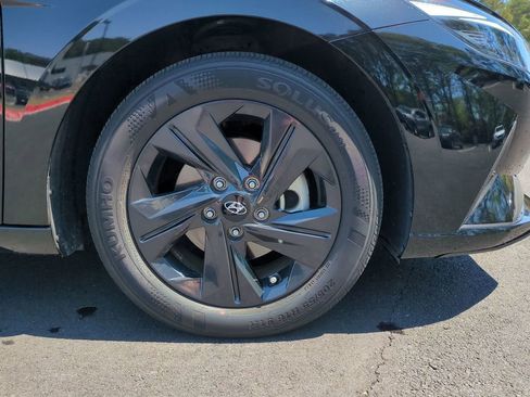 Used 2023 Hyundai Elantra SEL w/ Cargo Package image 11