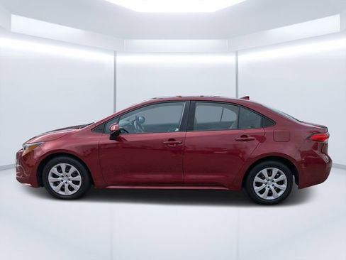 Used 2023 Toyota Corolla LE FWD image 6