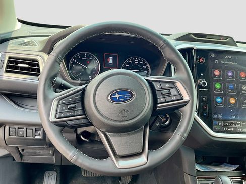 Used 2025 Subaru Ascent Touring AWD/4WD image 11