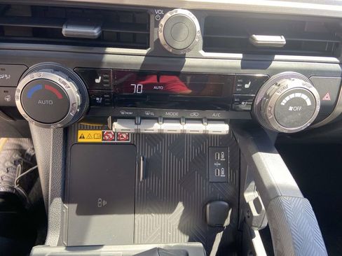 Used 2025 Toyota 4Runner TRD Sport Premium AWD/4WD image 28