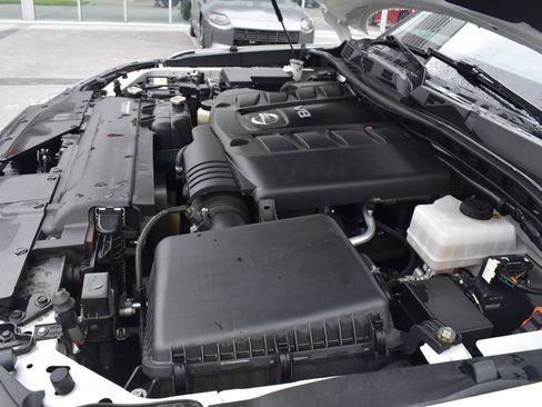Used 2023 Nissan Armada Platinum w/ Captain's Chairs Package RWD image 23