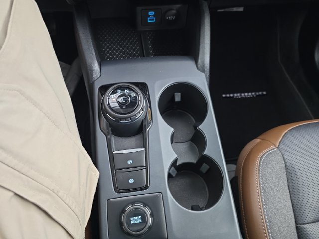 Used 2022 Ford Bronco Sport Outer Banks AWD/4WD image 21