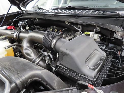 Used 2025 Ford Expedition Active AWD/4WD image 30