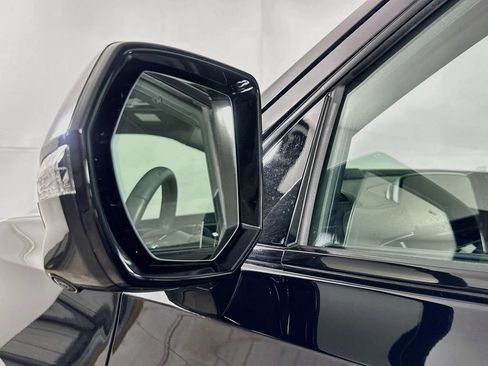 Used 2026 Chevrolet Tahoe Z71 w/ Comfort Package AWD/4WD image 40
