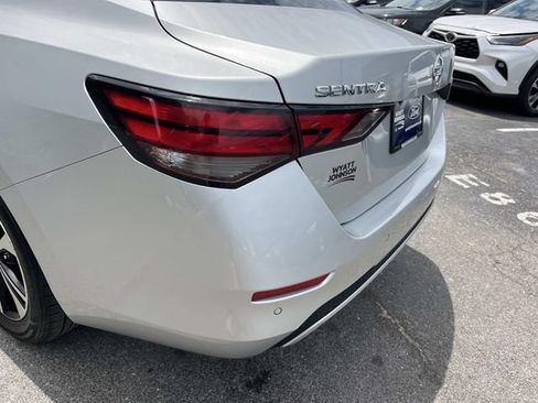 Used 2023 Nissan Sentra SV FWD image 10