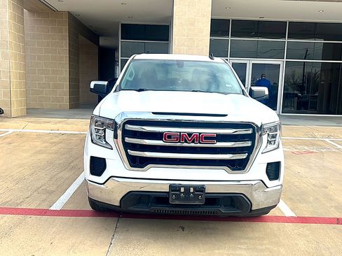 Used 2020 GMC Sierra 1500 SLE w/ SLE Value Package image 2