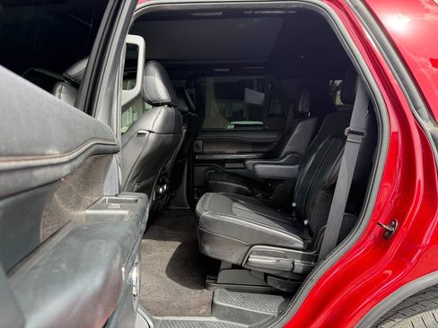 Used 2021 Ford Expedition Limited RWD image 6