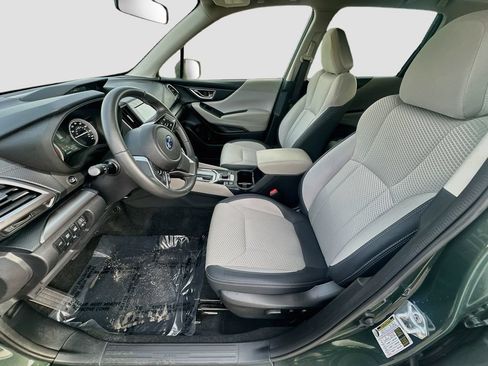 Certified 2023 Subaru Forester Premium AWD/4WD image 17