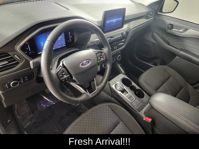 Used 2024 Ford Escape Active w/ Cold Weather Package FWD image 12