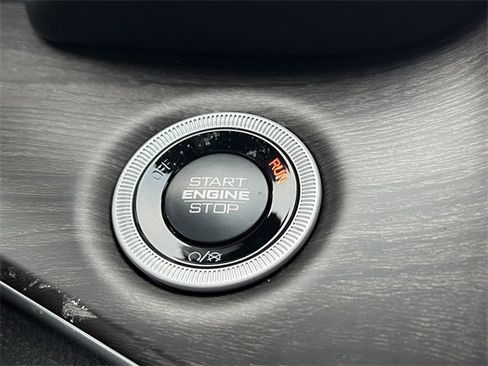 New 2025 Jeep Grand Cherokee L Limited w/ Trailer Tow Package image 35