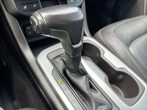 Used 2018 Chevrolet Colorado ZR2 AWD/4WD image 17