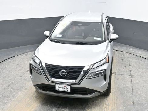 Used 2023 Nissan Rogue SV image 17