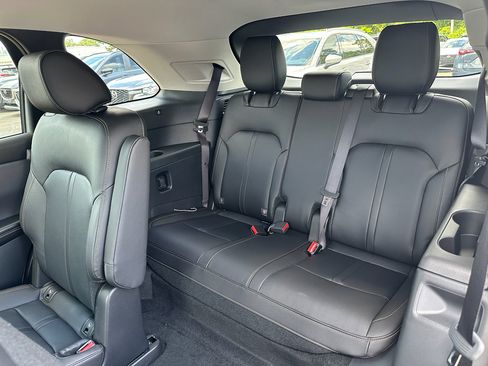 Certified 2025 MAZDA CX-90 3.3 Turbo w/ Preferred Package image 10