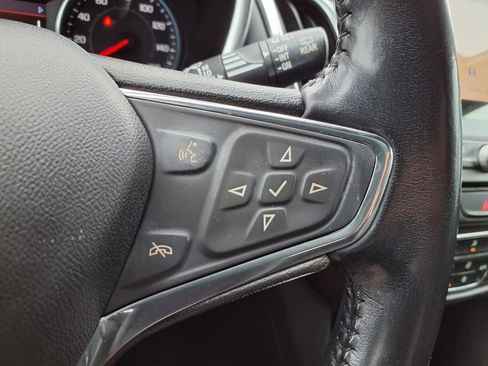 Used 2020 Chevrolet Equinox LT w/ Midnight Edition FWD image 14