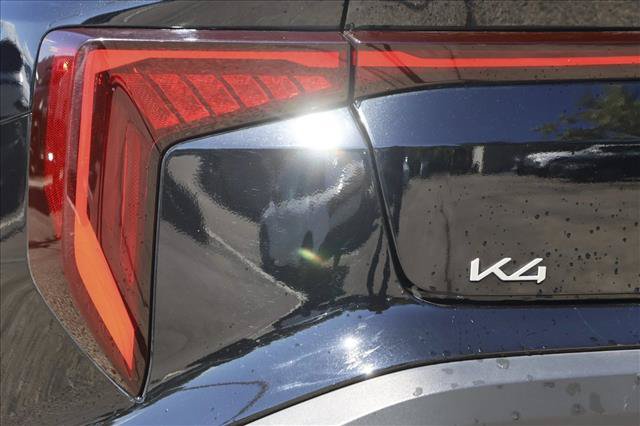 Used 2025 Kia K4 FWD image 11