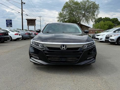 Used 2018 Honda Accord EX-L image 2