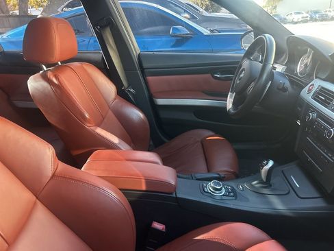 Used 2011 BMW M3 Sedan image 15